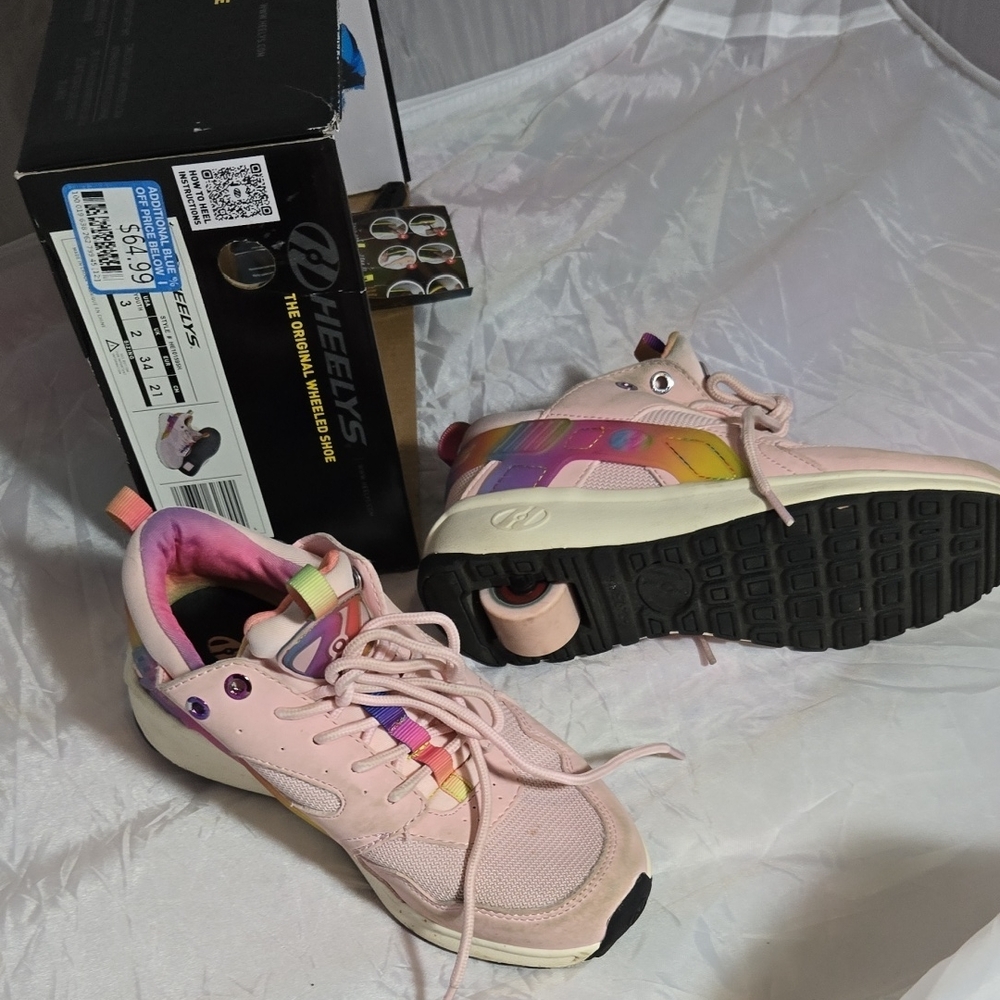 Heelys Pink Shoes with Colorful Accents